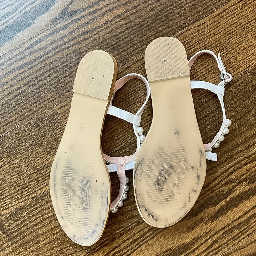Faux Pearl T-Strap Sandals - Picture 6 of 6